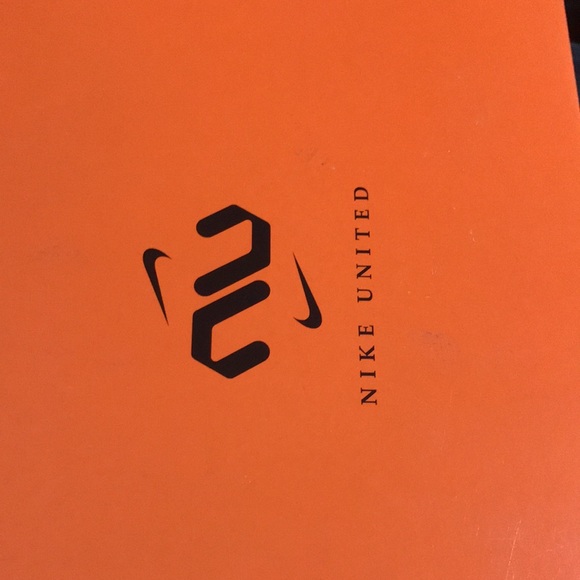 NEW Nike United Womens Air Force 1 LX 6 BNIB NEW - Picture 6 of 12